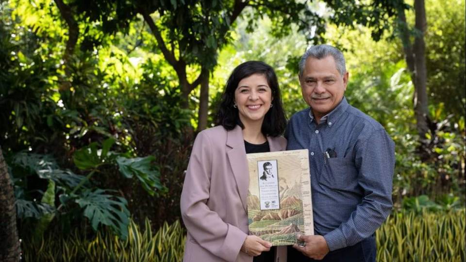 Llega acervo de Editorial UAS a la Biblioteca del Botánico