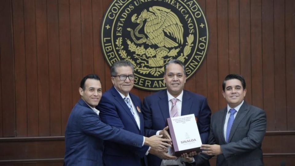 Recibe Congreso del Estado iniciativa de Ley de Ingresos y Presupuesto de Egresos de 2023