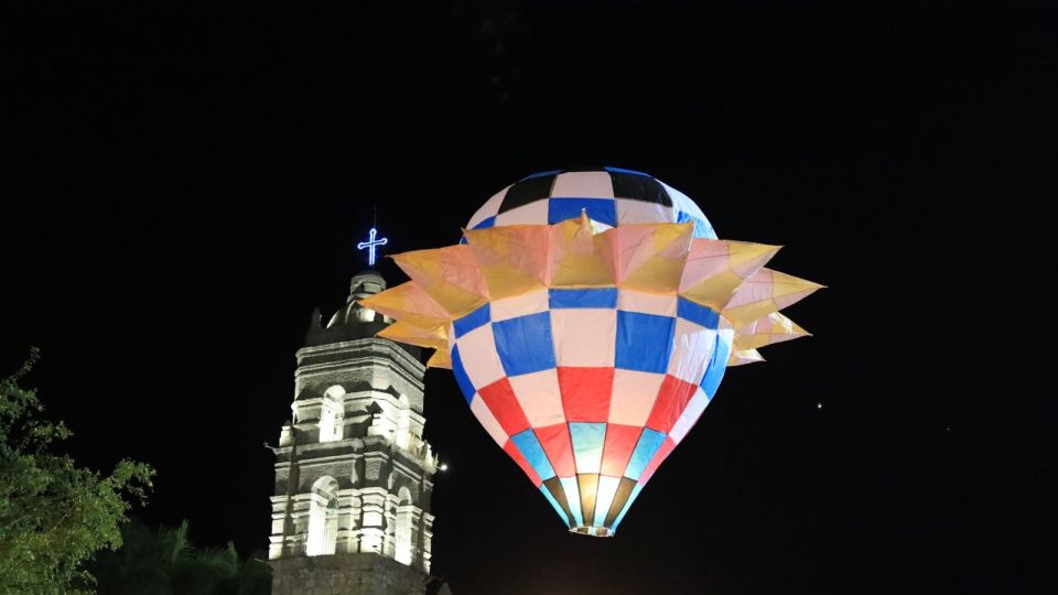 Celebran la primera Fiesta de Los Globos en el pueblo mágico de Mocorito