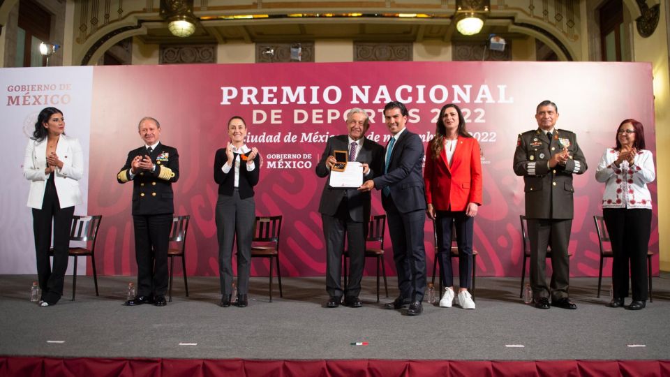 Presidente López Obrador entrega Premio Nacional de Deportes 2022