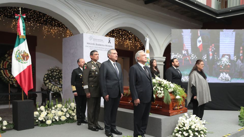 Presidente asiste a homenaje póstumo de Miguel Barbosa en Puebla