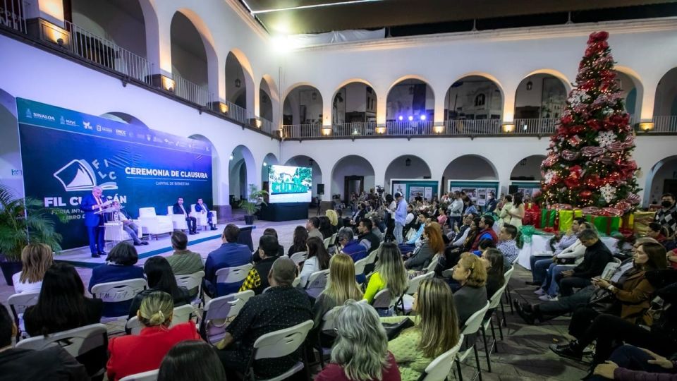 Clausuran la Feria Internacional del Libro Culiacán 2022