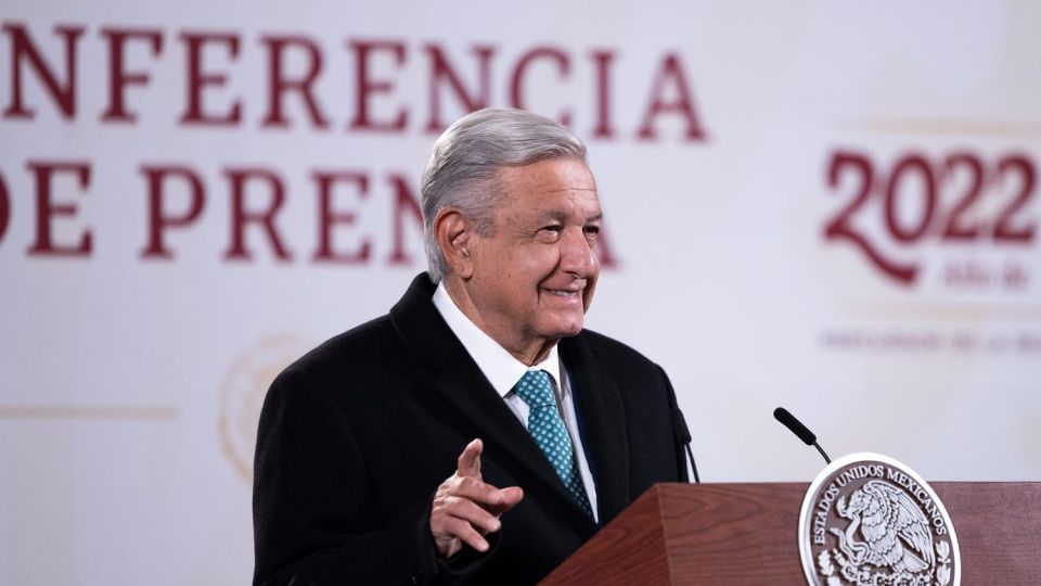 Gobierno de México garantiza a personas con discapacidad acceso a pensiones y rehabilitación: AMLO