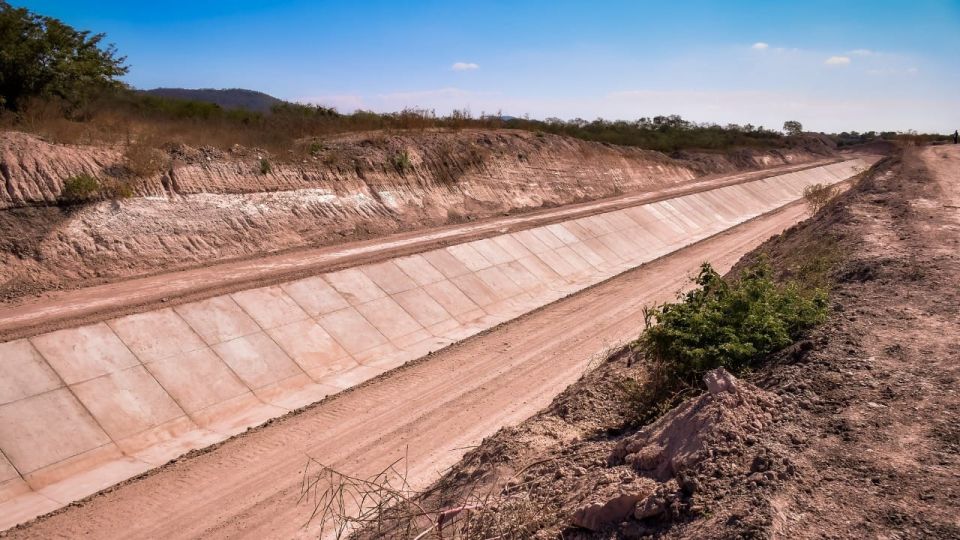 Rocha y AMLO supervisaron avances del acueducto Picachos - Concordia