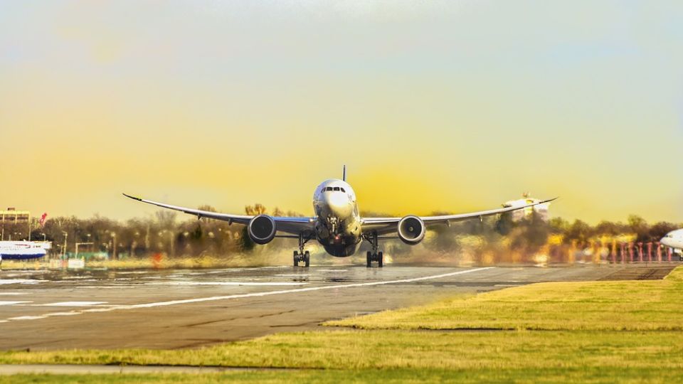 Profeco atento a pasajeros por vuelos afectados por cierre de aeropuerto de Culiacán