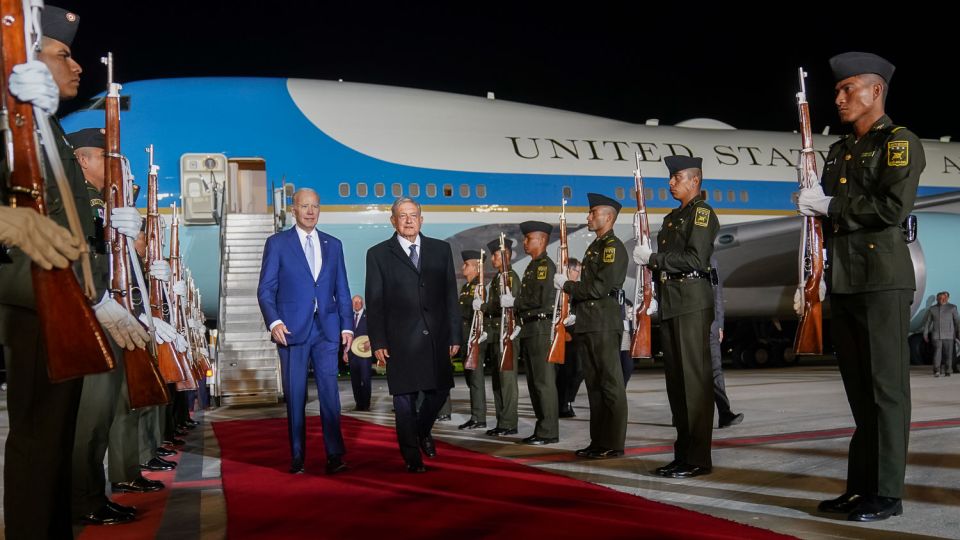 López Obrador recibe al presidente de Estados Unidos, Joseph Biden, en el AIFA