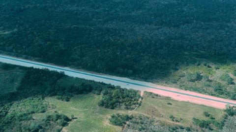 Avanza colocación de rieles del Tren Maya en tramo de Mérida a Campeche