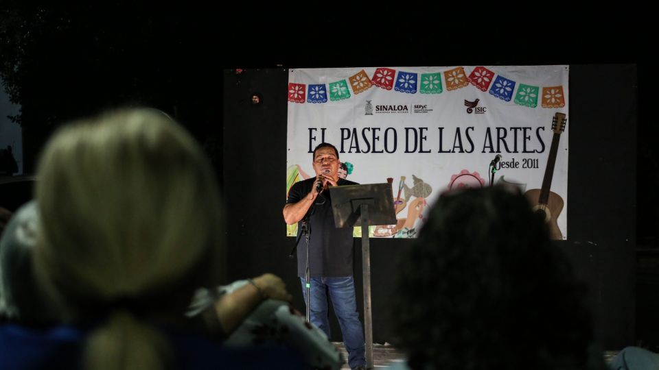 Con música y mucha poesía, se reanuda el Paseo de las Artes