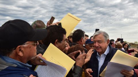 AMLO revisa avances del Plan de Justicia para el Pueblo Yaqui; agua y restitución de tierras son prioridad, indica