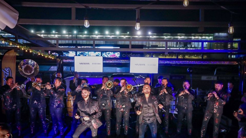 Reconocen a la Banda El Recodo como Embajadores de Sinaloa ante el mundo