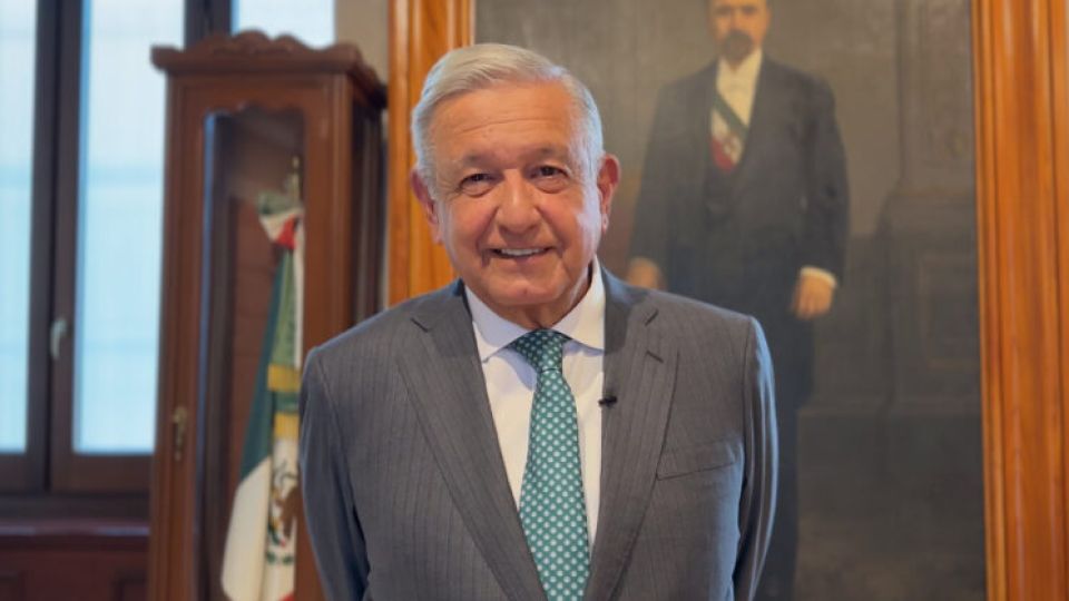 "Estoy bien y vamos a seguir luchando", afirmó AMLO en video mientras esta en reposo por COVID-19