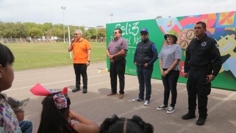 Celebran a las niñas y niños, hijos de policías, por su día