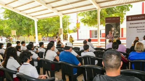 Padres de familia, pilar activo de la estrategia "Si te drogas, te dañas"