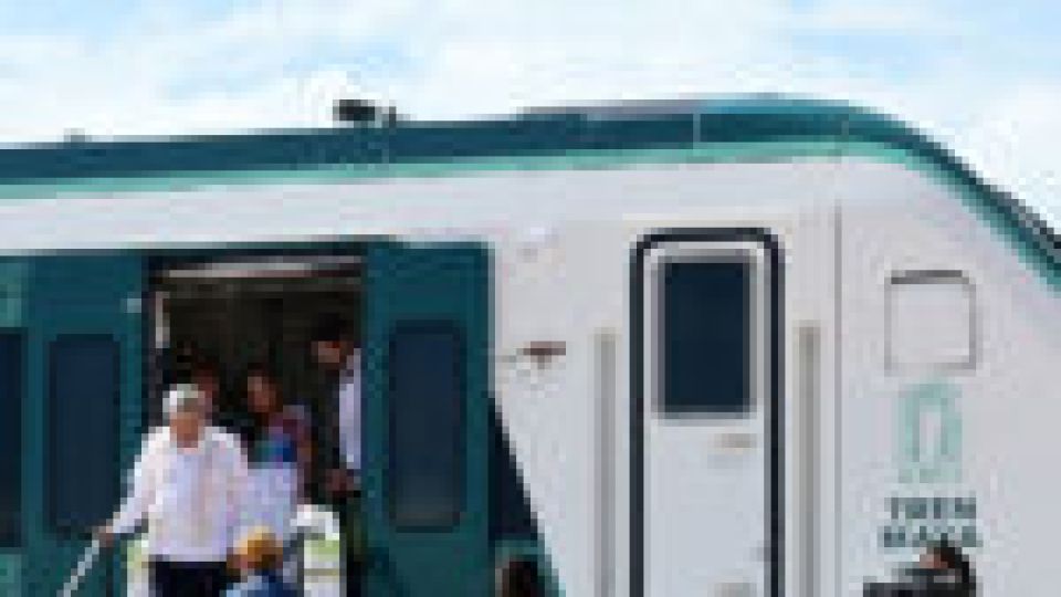 Llega a Cancún el primer vagón del Tren Maya