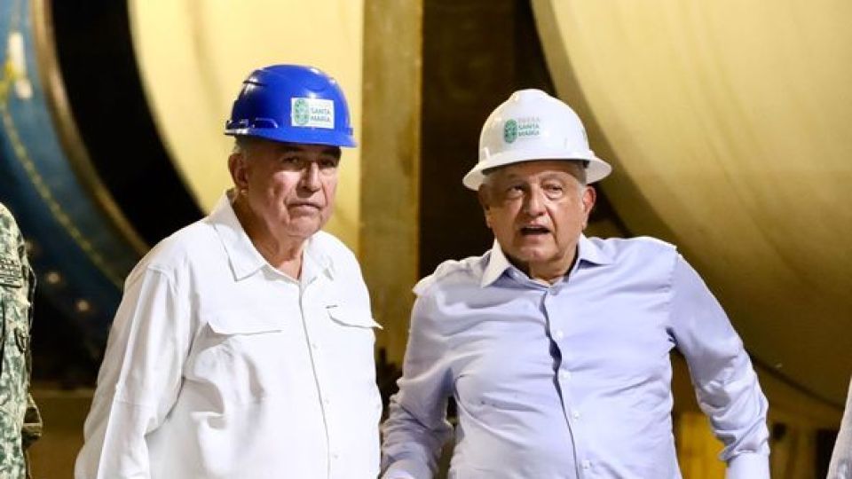 Realiza López Obrador gira de trabajo por el sur de Sinaloa