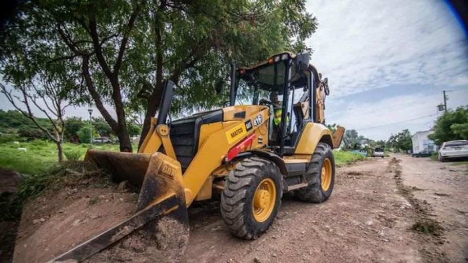 Inauguran calles en colonias de alta marginación en Culiacán