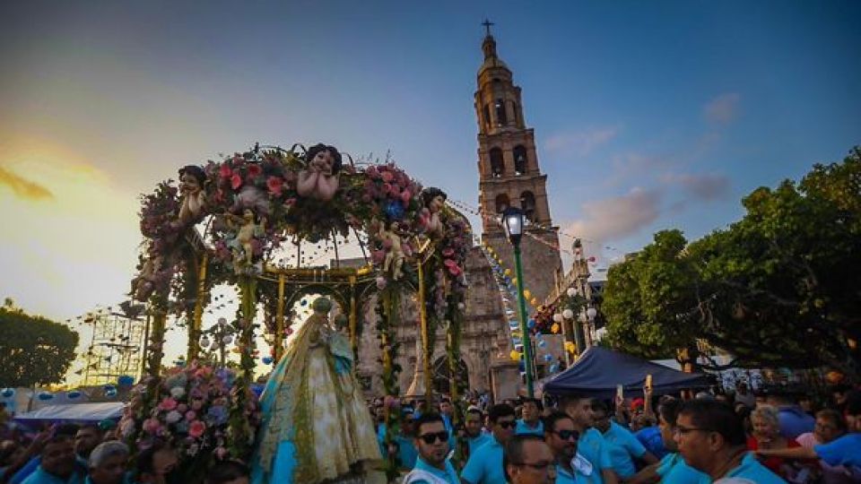 Celebran fiestas patronales en honor de la Virgen de "Nuestra Señora de El Rosario"