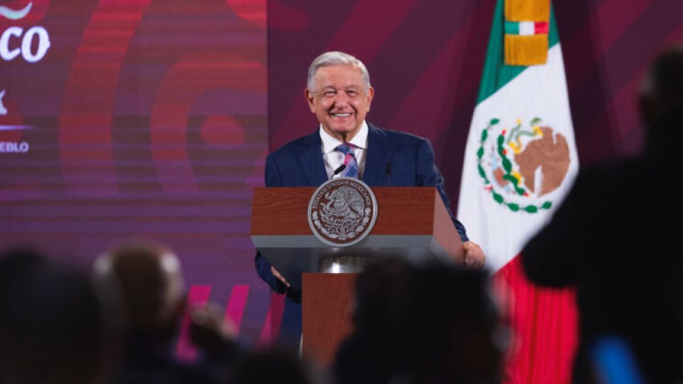 AMLO celebra resolución de la SCJN de entregar libros de texto en Chihuahua