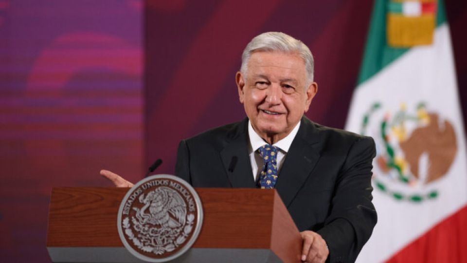 La inflación en el país bajó a 4.27 por ciento y economía crece, destaca AMLO