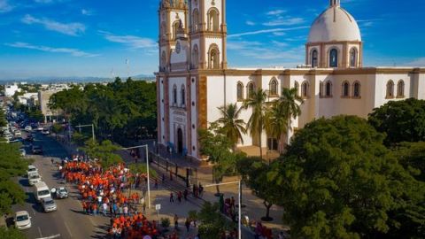 Realizan en Culiacán caminata en contra de la Violencia hacia la Mujer 2023