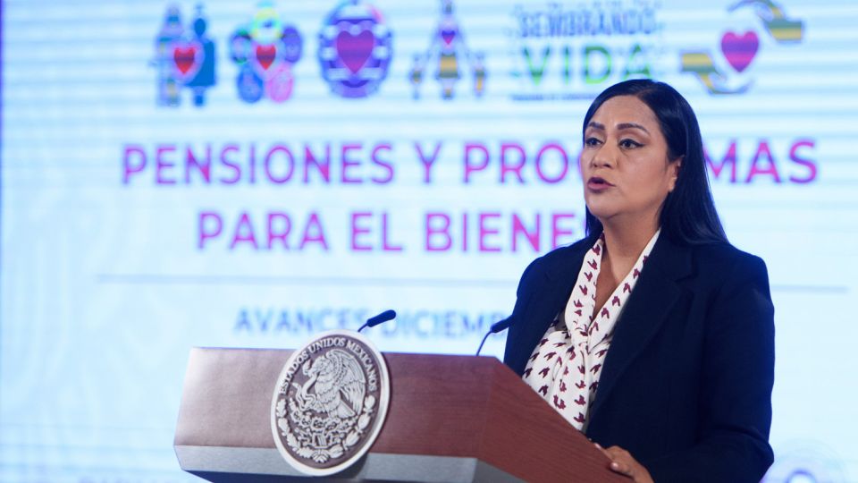 La pensión de adultos mayores será de 6 mil pesos bimestrales a partir del 1° de enero de 2024