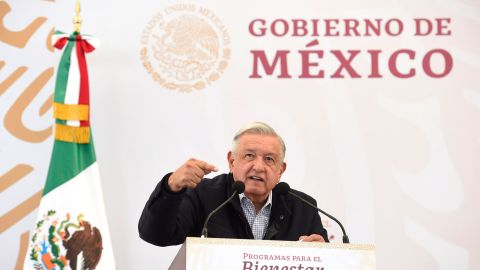 Gobierno mantiene compromiso de mejorar condiciones laborales de maestras y maestros: AMLO