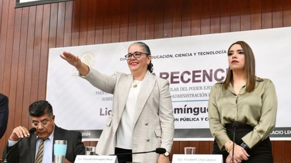 Comparece la Secretaria de Educación Pública y Cultura ante el Congreso del Estado