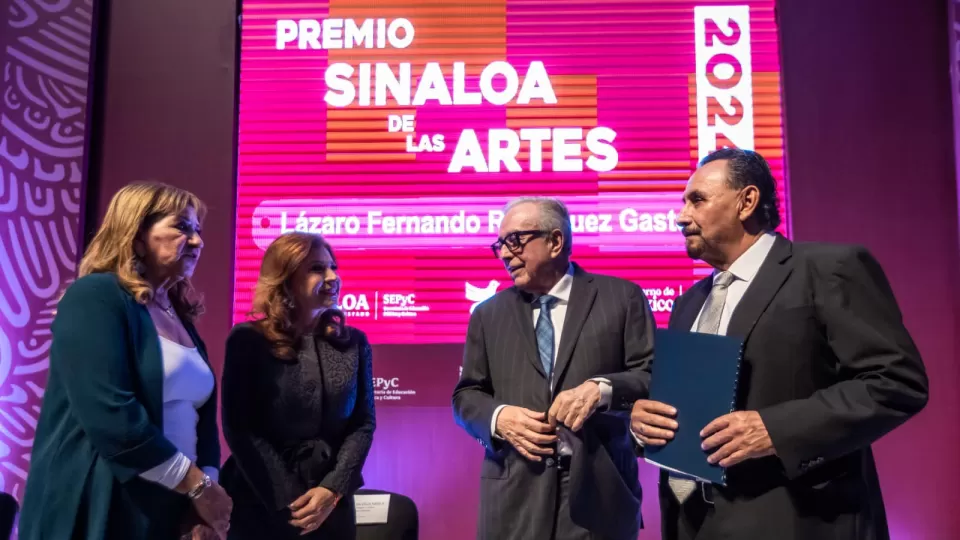 Entregan el Premio Sinaloa de las Artes a Lázaro Fernando Rodríguez