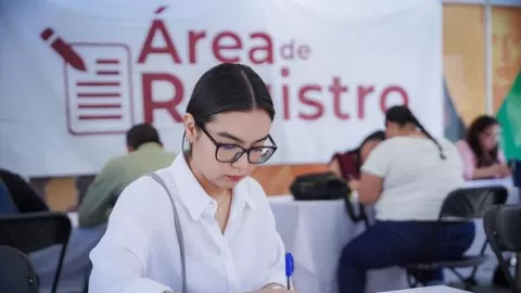 Se registran 4 millones 896 mil 958 estudiantes de secundaria para la beca universal Rita Cetina