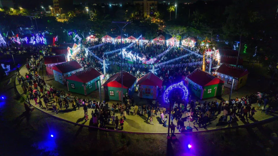 Invitan a celebrar el Día de los Reyes Magos en la Villa Navideña en Mazatlán