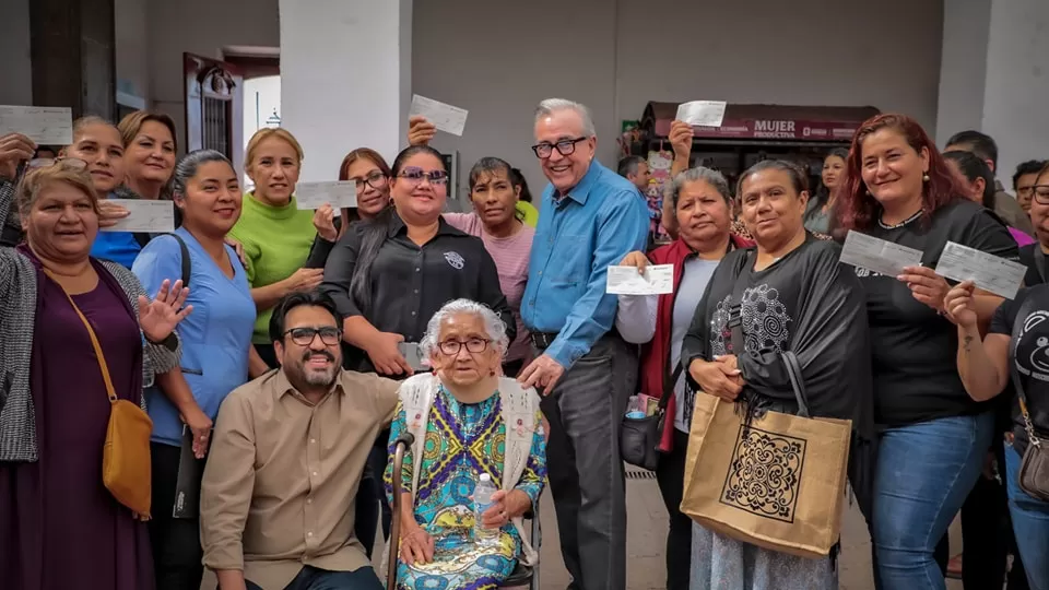 Los apoyos a pequeños comerciantes serán permanentes