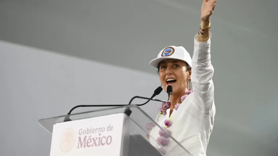 "A los mexicanos y a las mexicanas se nos ve como iguales, nunca de arriba a abajo": Presidenta