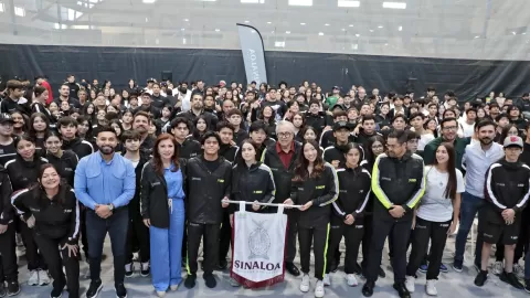 Abanderan a la delegación sinaloense rumbo a la Olimpiada Nacional