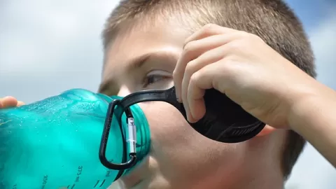 Secretaría de Salud pide extremar precauciones para evitar agotamientos y golpes de calor