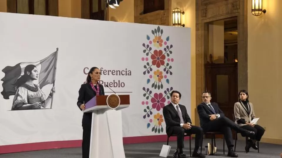 El precio promedio de gasolina regular en el país es de $23.55 pesos