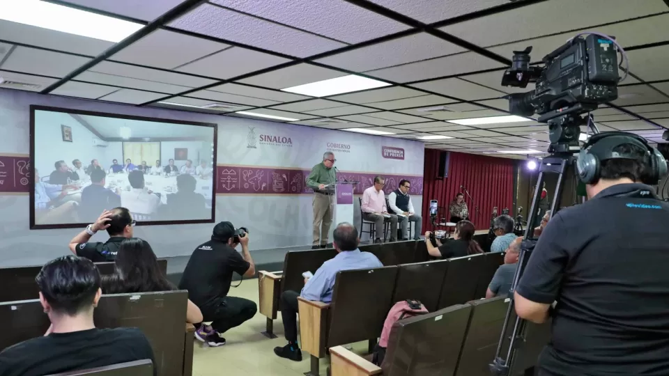 Se reúne Rocha Moya con empresarios para revisar temas de seguridad y reactivación económica