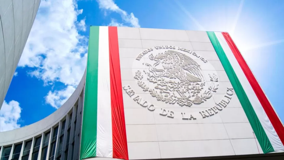 Reconoce el Senado de la República a 24 mujeres que contribuyeron en la historia de México