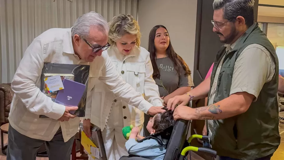 Sinaloa pionero en modelo híbrido de atención con Teletón