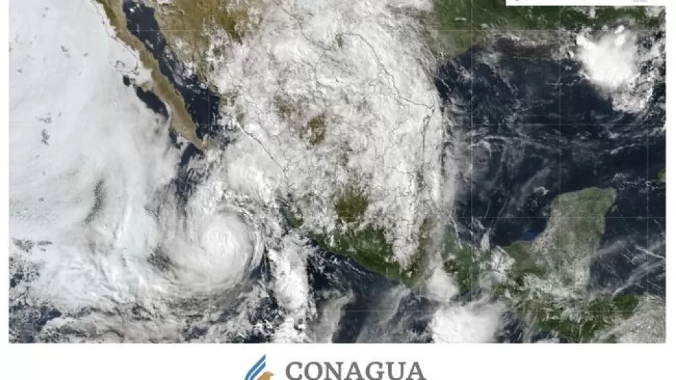Flossie, huracán categoría 2, genera lluvias muy fuertes en regiones de Sinaloa y Nayarit