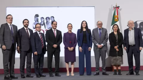 Anuncia Presidenta inversión de 10 mil 480 mdp para fortalecer la industria farmacéutica mexicana