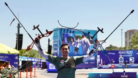 El mexicano Matías Grande es campeón de la Copa del Mundo de Tiro con Arco Madrid 2025