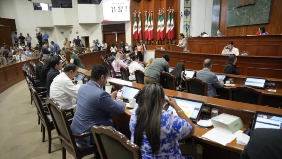 Diputadas y diputados del Congreso del Estado dan lectura a cuatro nuevas iniciativas