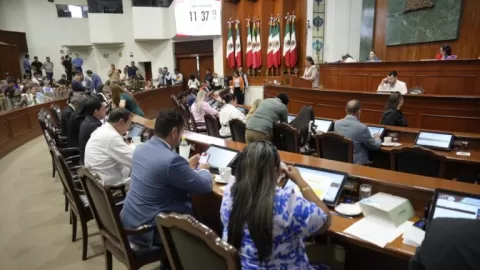 Diputadas y diputados del Congreso del Estado dan lectura a cuatro nuevas iniciativas