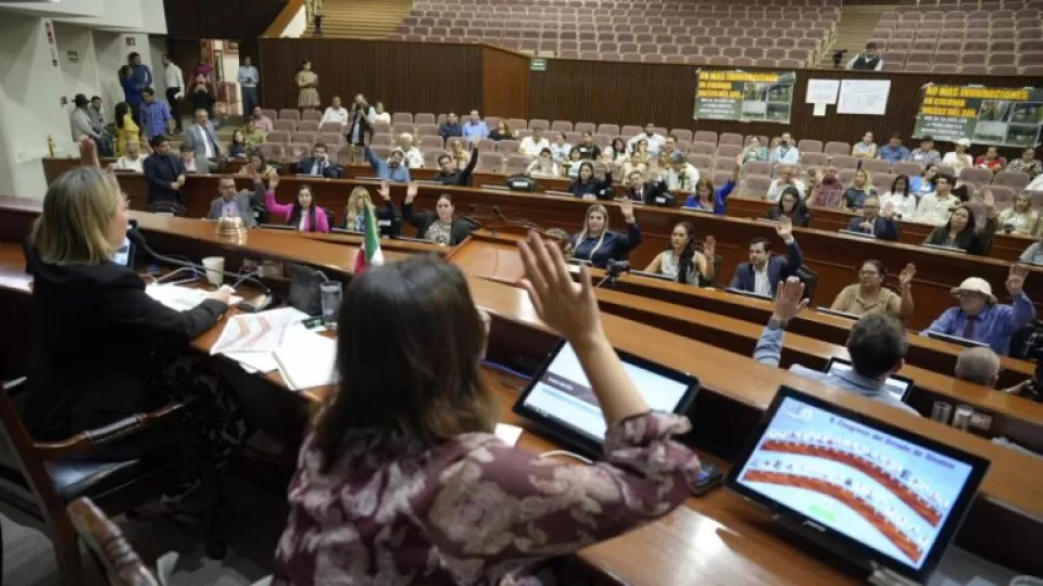 Congreso del Estado aprueba la creación de la figura de Regidor Defensor de los Animales para los municipios