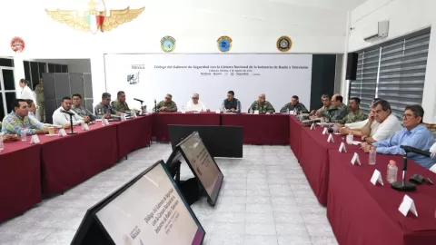 Participa gobernador Rocha en la Mesa de Seguridad Federal en Sinaloa