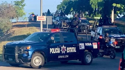 Con 70 patrullas y 211 nuevos elementos, se fortalecerá la Policía Estatal: Rocha Moya