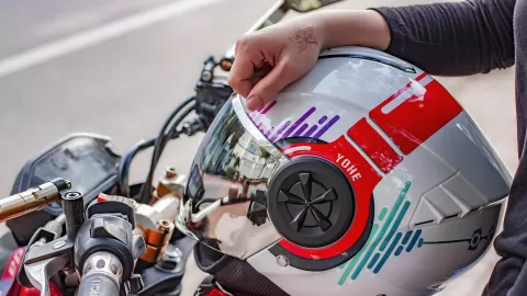 Promueven en el Senado  uso de cascos certificados para motociclistas