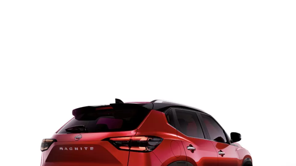 Llaman a revisión de 21,996 vehículos Nissan Magnite 2025 por fallo en luces y tubería ABS