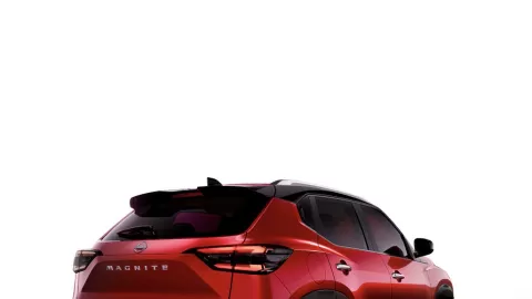 Llaman a revisión de 21,996 vehículos Nissan Magnite 2025 por fallo en luces y tubería ABS