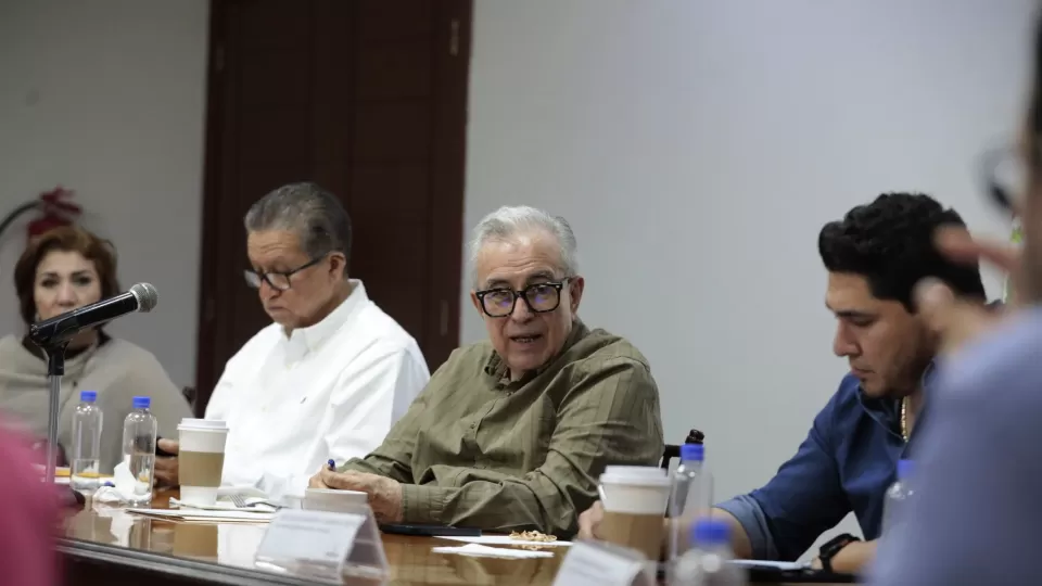 Rocha encabeza reunión con gabinete estatal para iniciar la revisión de avances rumbo al 4to. Informe de gobierno